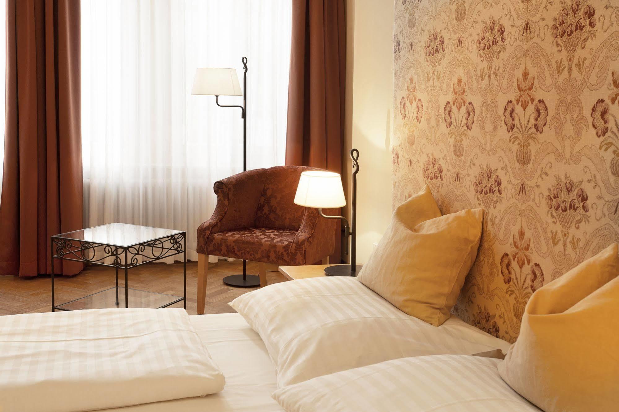 Hotel Villa Florentina Франкфурт-на-Майне Экстерьер фото
